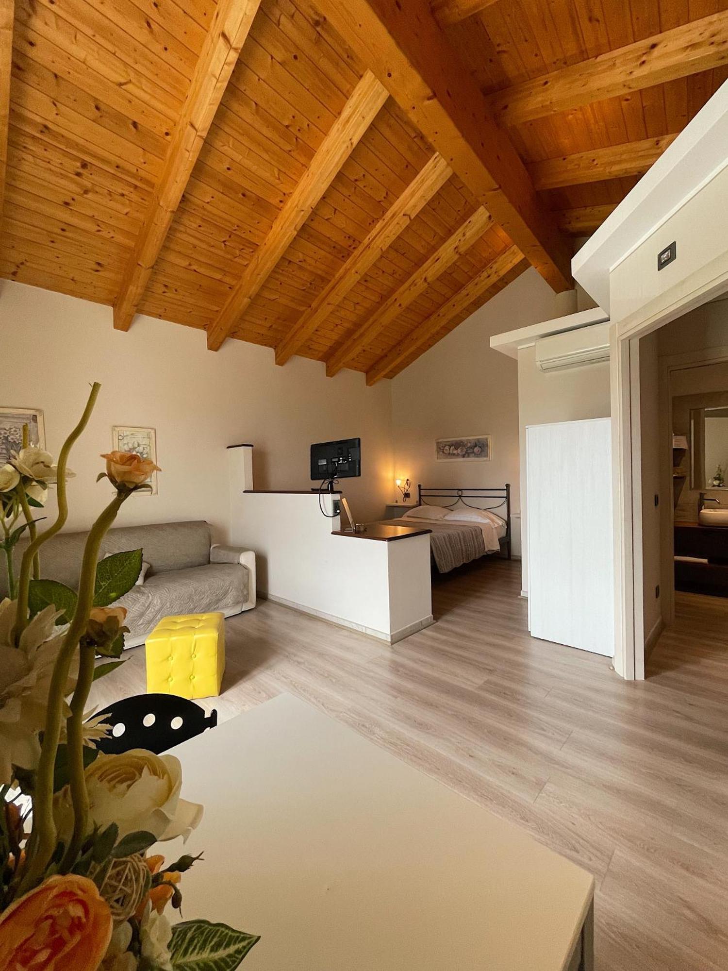 La Rocca Bed & Breakfast Carru Exterior photo